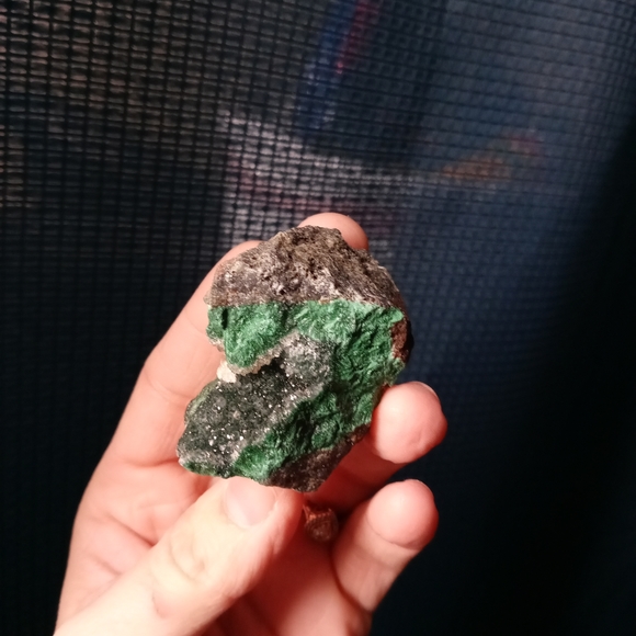 Malachite and amazonite raw crystal - Picture 4 of 4